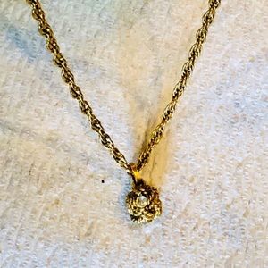 Chanel necklace 100% authentic don’t have tag